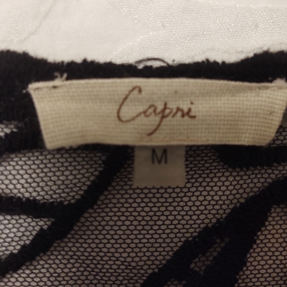 Capri black leaf design lace Size M - Picture 6 of 11